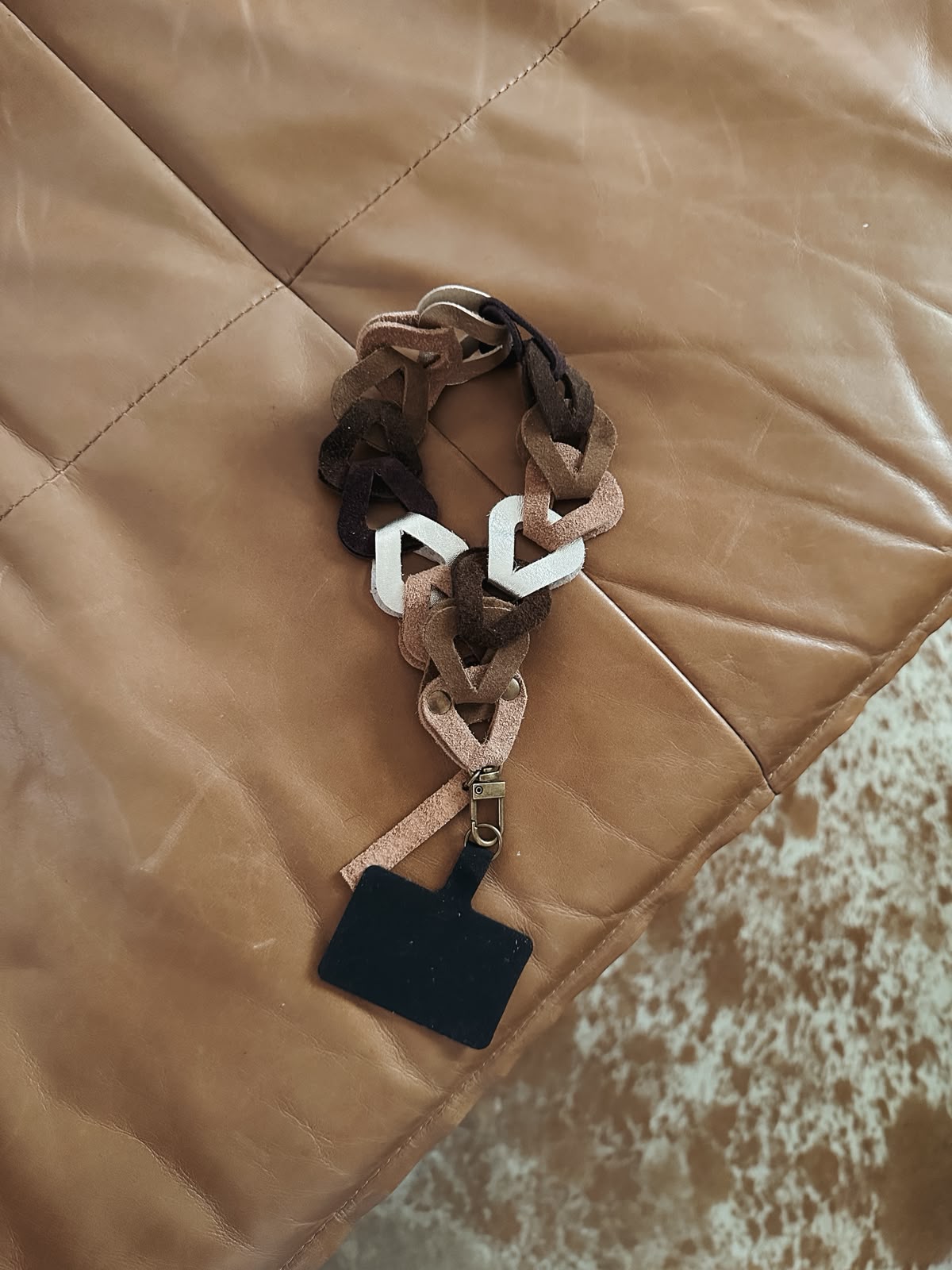 Correa para celular corta – beige + visón + choco + champagne