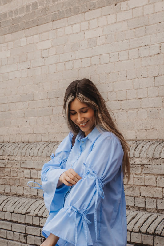 Camisa Sureña con lazos Celeste