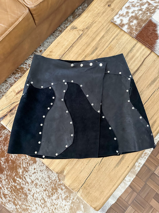 Mini de cuero