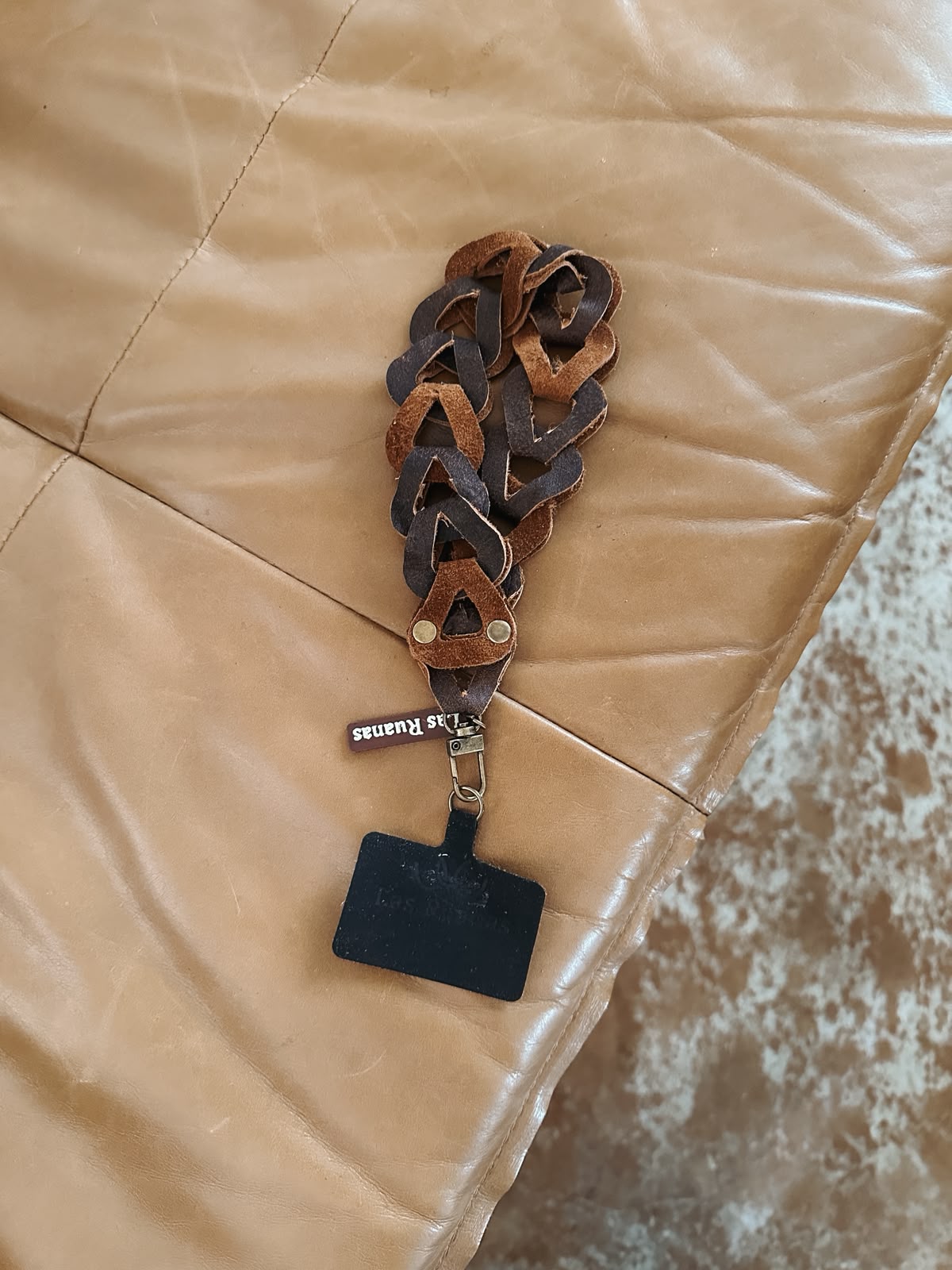 Correa para celular corta – jaspeado + tostado
