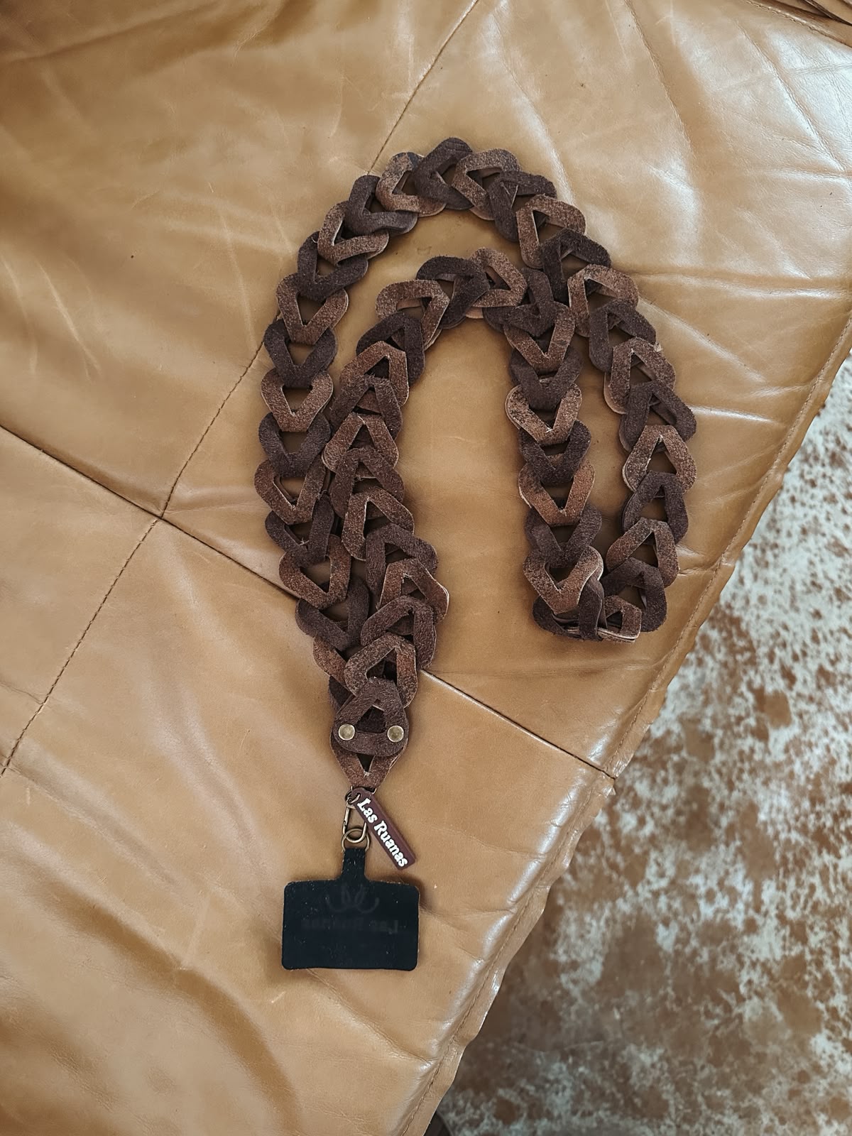 Correa para celular larga – choco salpicado + choco liso
