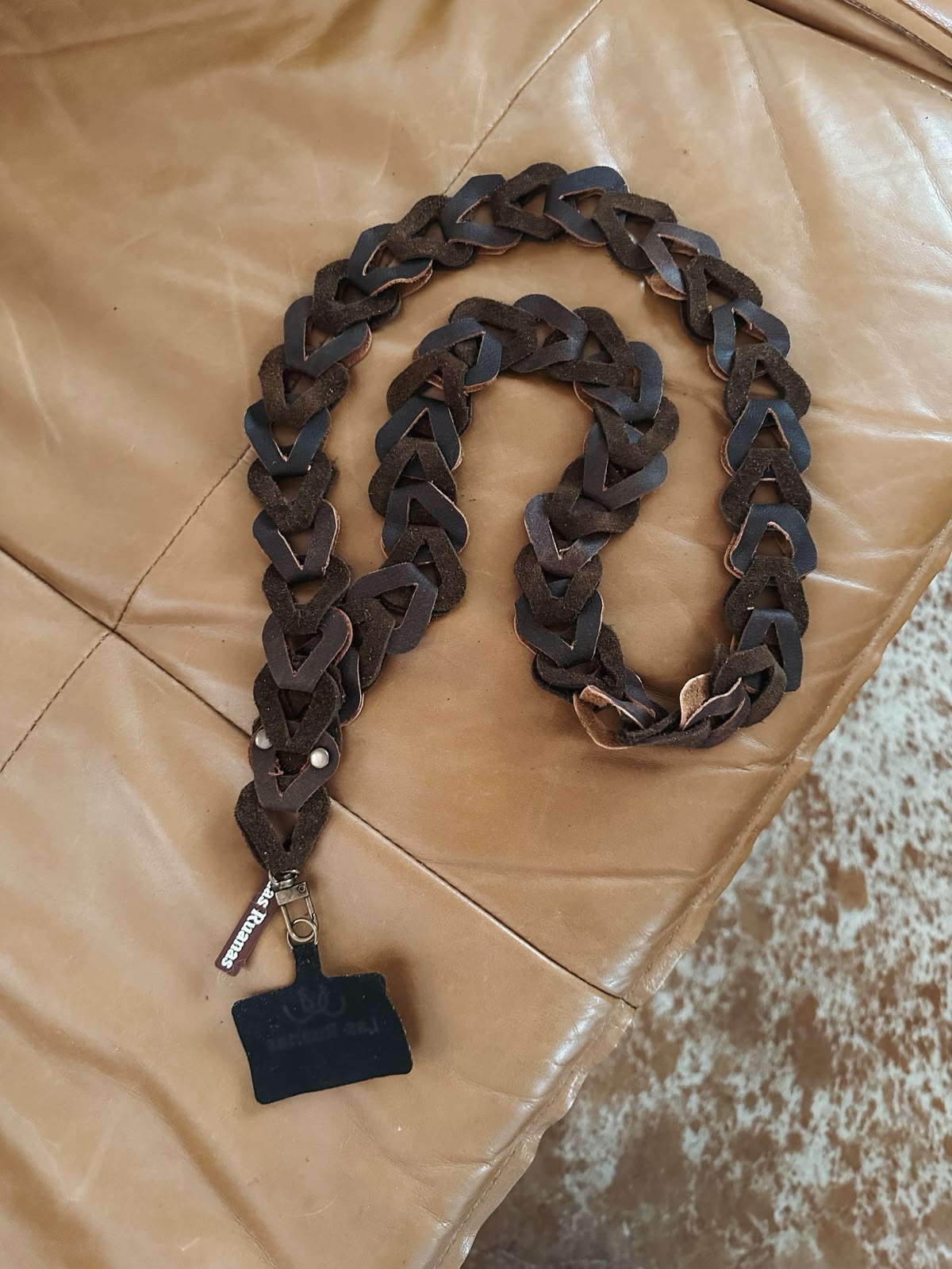 Correa para celular larga – choco + jaspeado oscuro