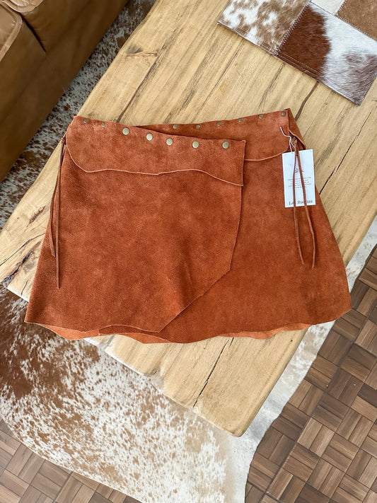 Mini de cuero