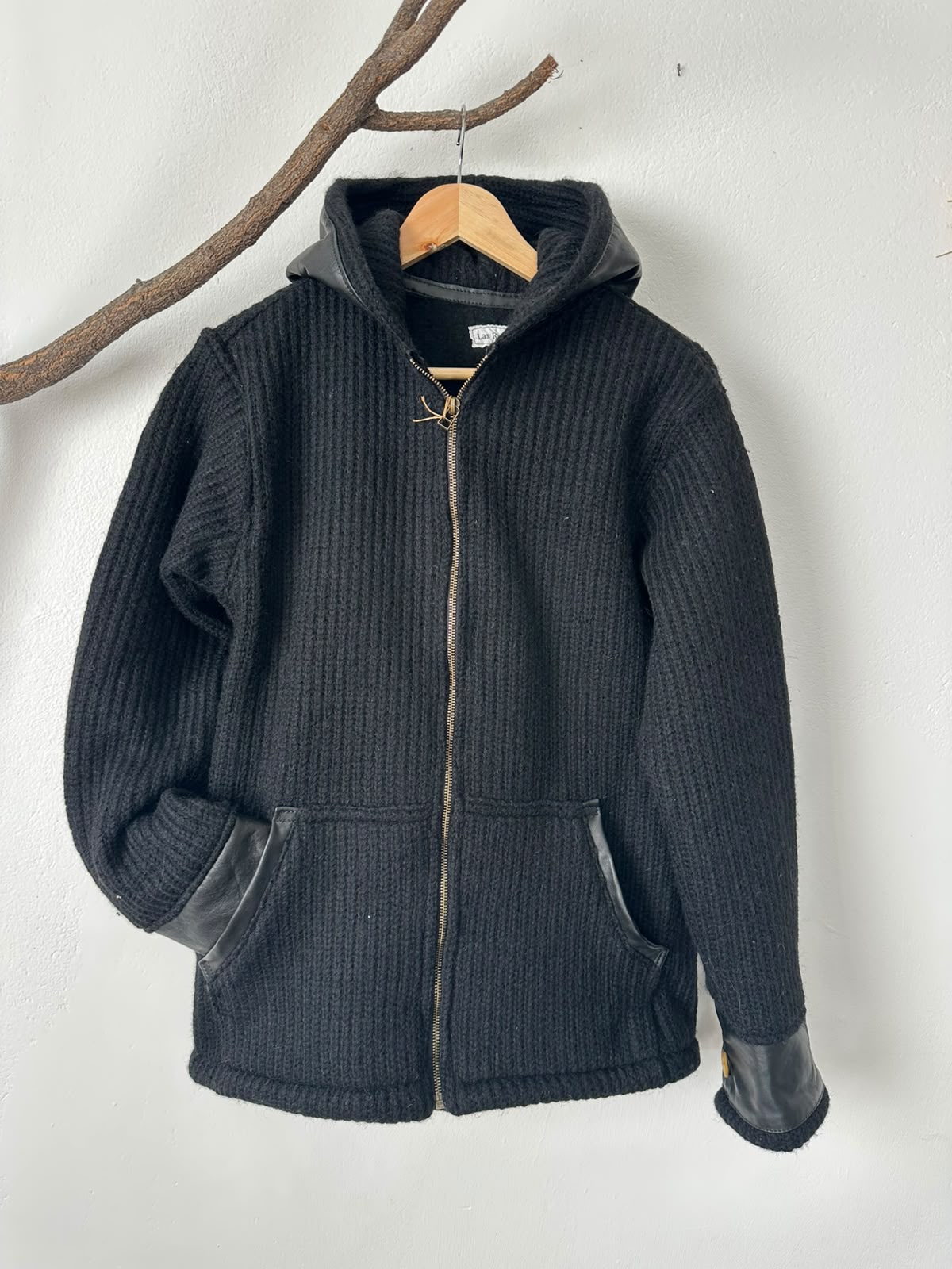Campera Oriental de cuero y paño de lana hecha a mano, edición única (ref. CP-0002) — Las Ruanas
