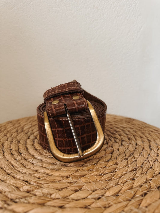 Cinto clásico – Croco chocolate charol, hebilla clásica