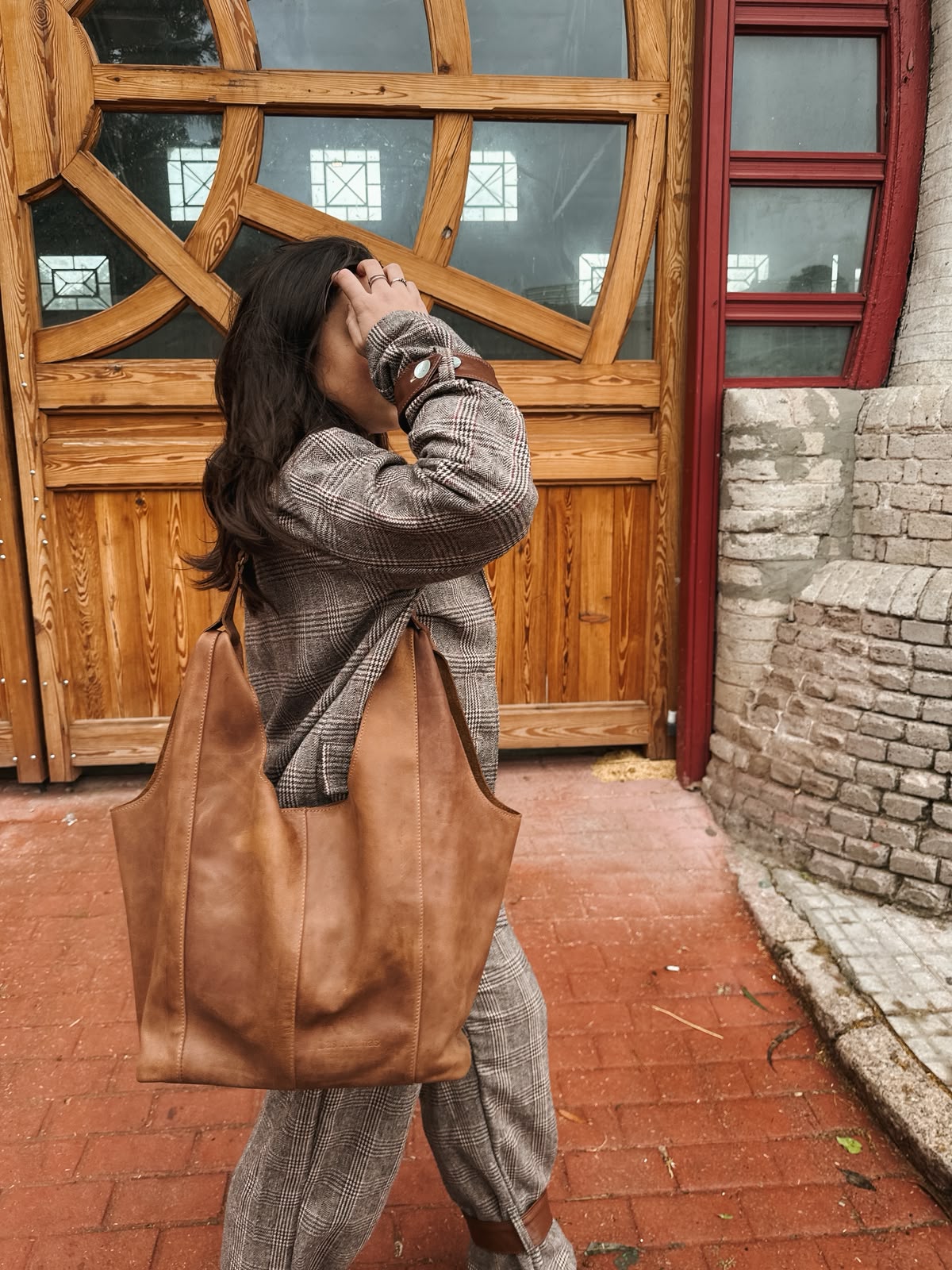 Cartera Serrana de cuero hecha a mano, edición única — Las Ruanas — imagen 3